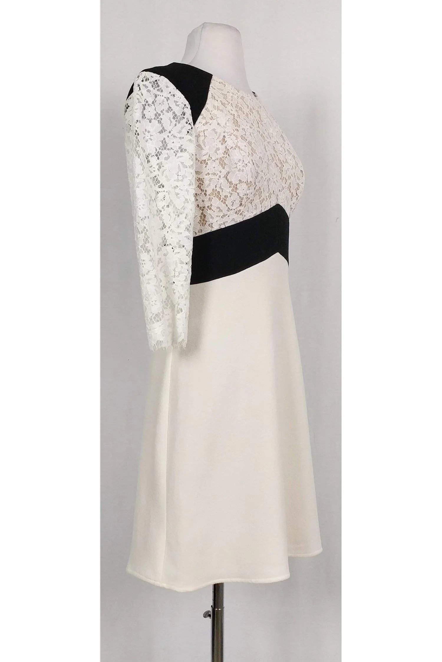 ABS by Allen Schwartz - White & Black Lace Sleeved Dress Sz 4