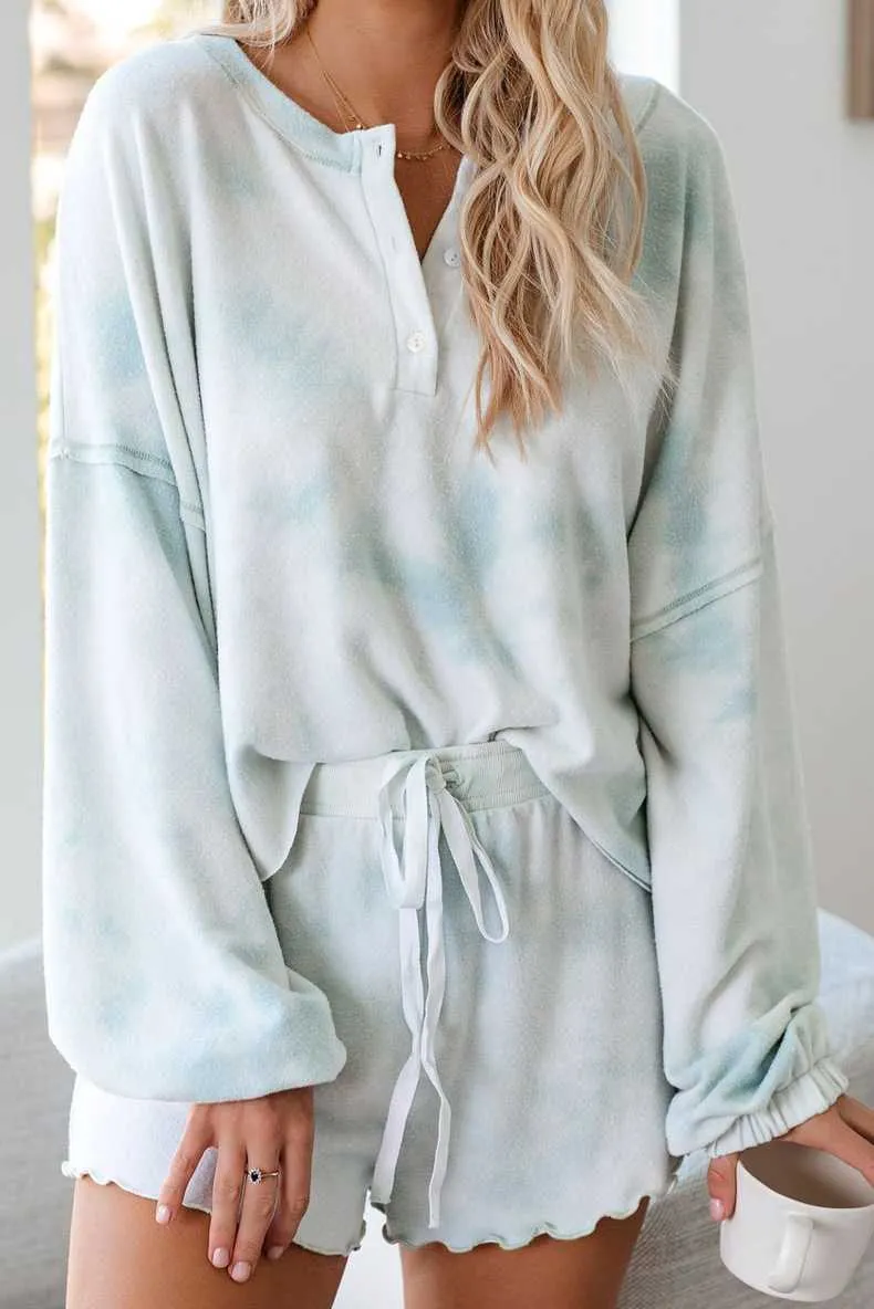 Aesthetic Pastel Tie Dye Knit Pullover Top And Scalloped Ruffle Knit Shorts Sets