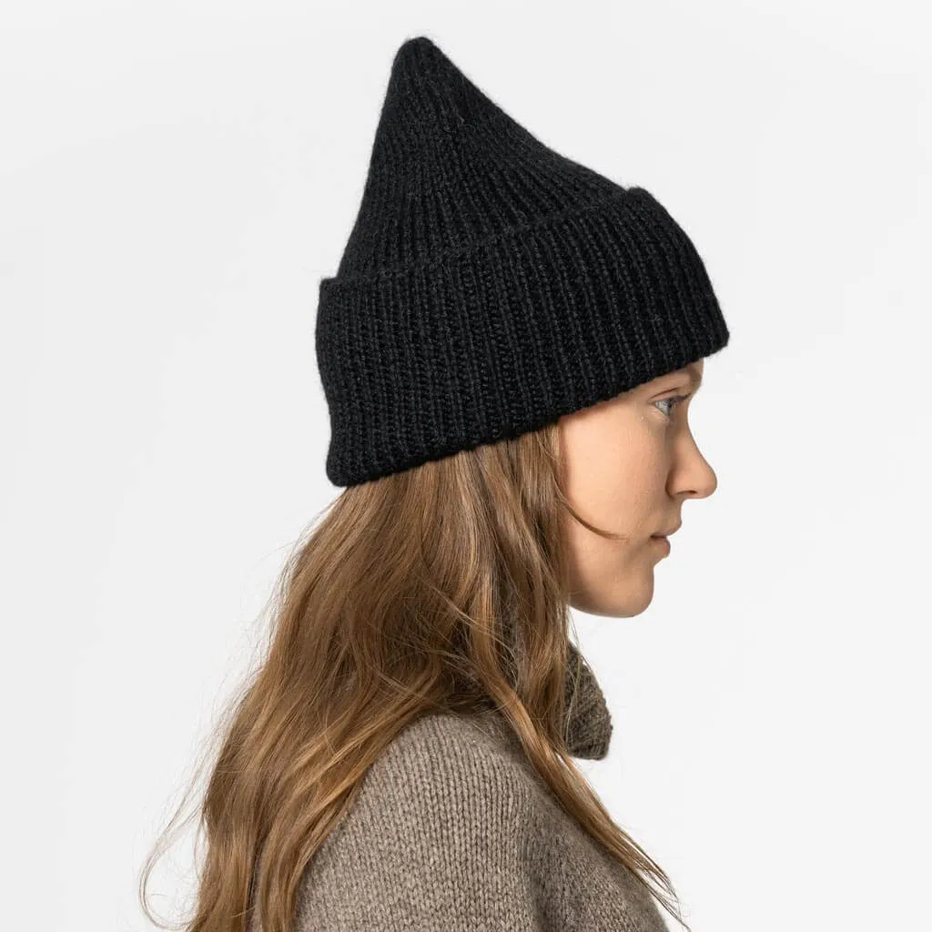 Alpaca Handknit Rib Hat - Black