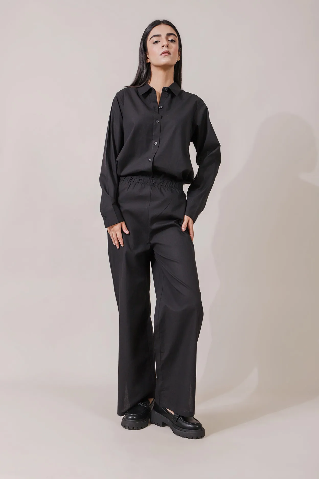 BASIC WIDE LEG TROUSERS