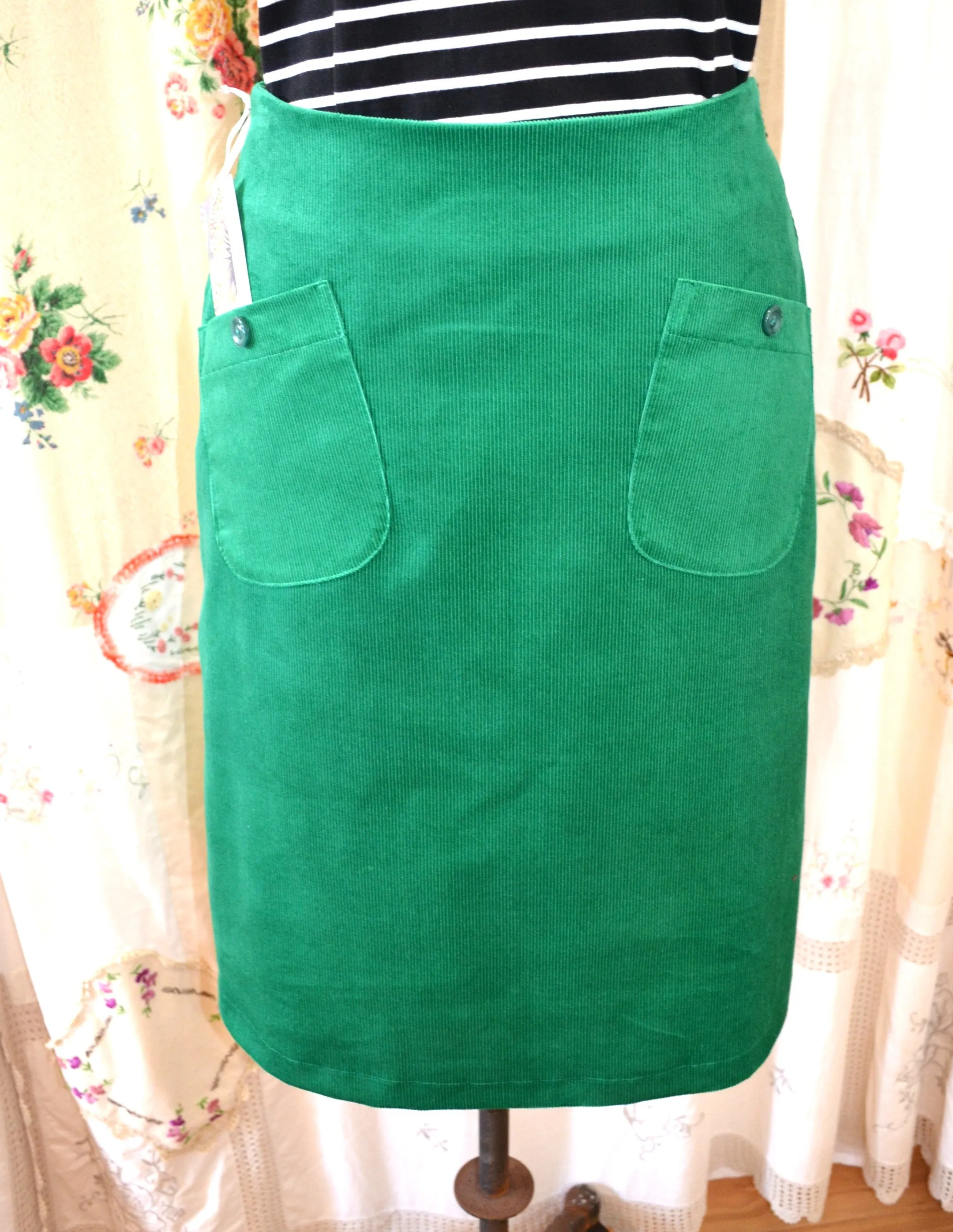 Berserk  Emerald Green corduroy pocket skirt with lining