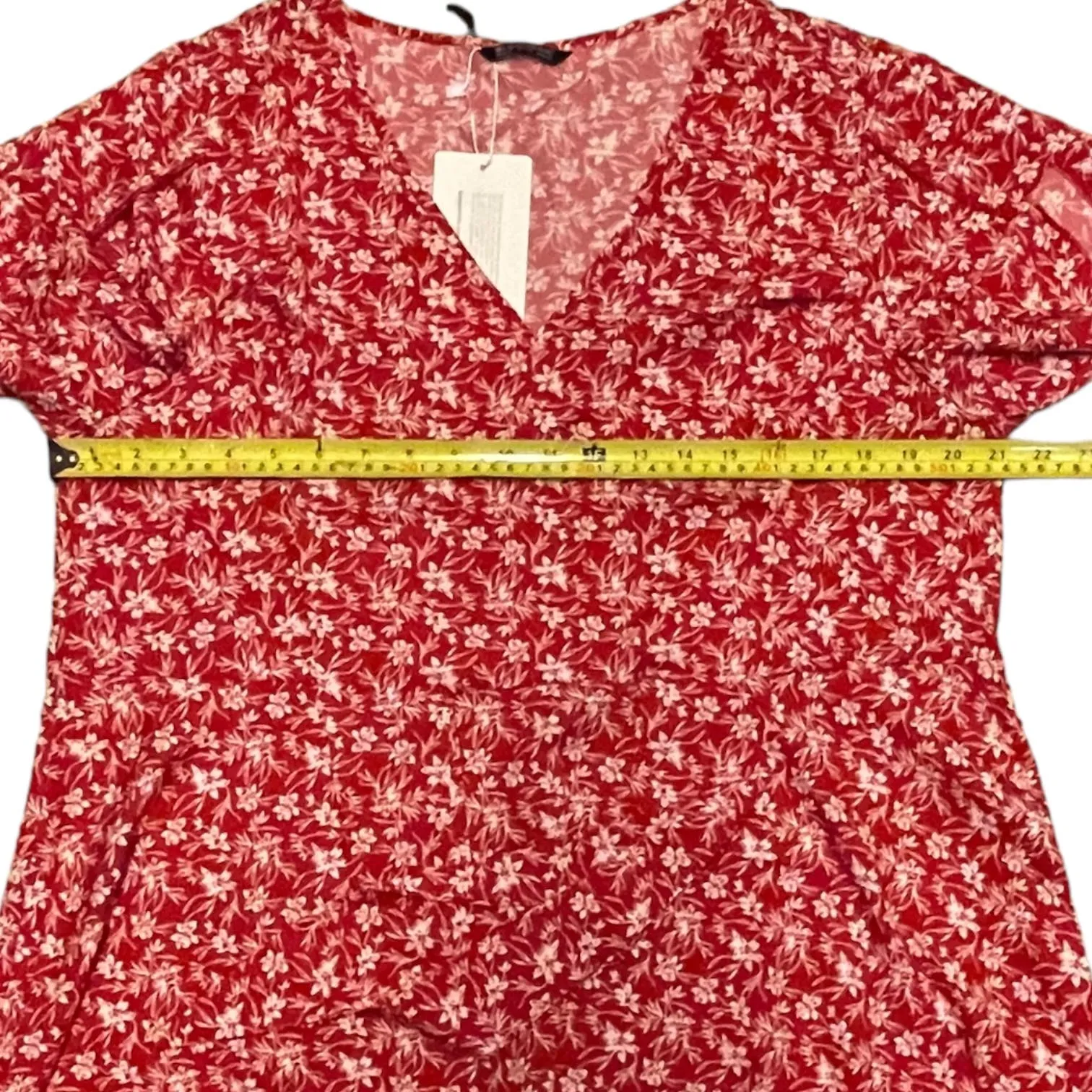 Bloomchic Red White Floral Tie Front Shirt Size 14/16