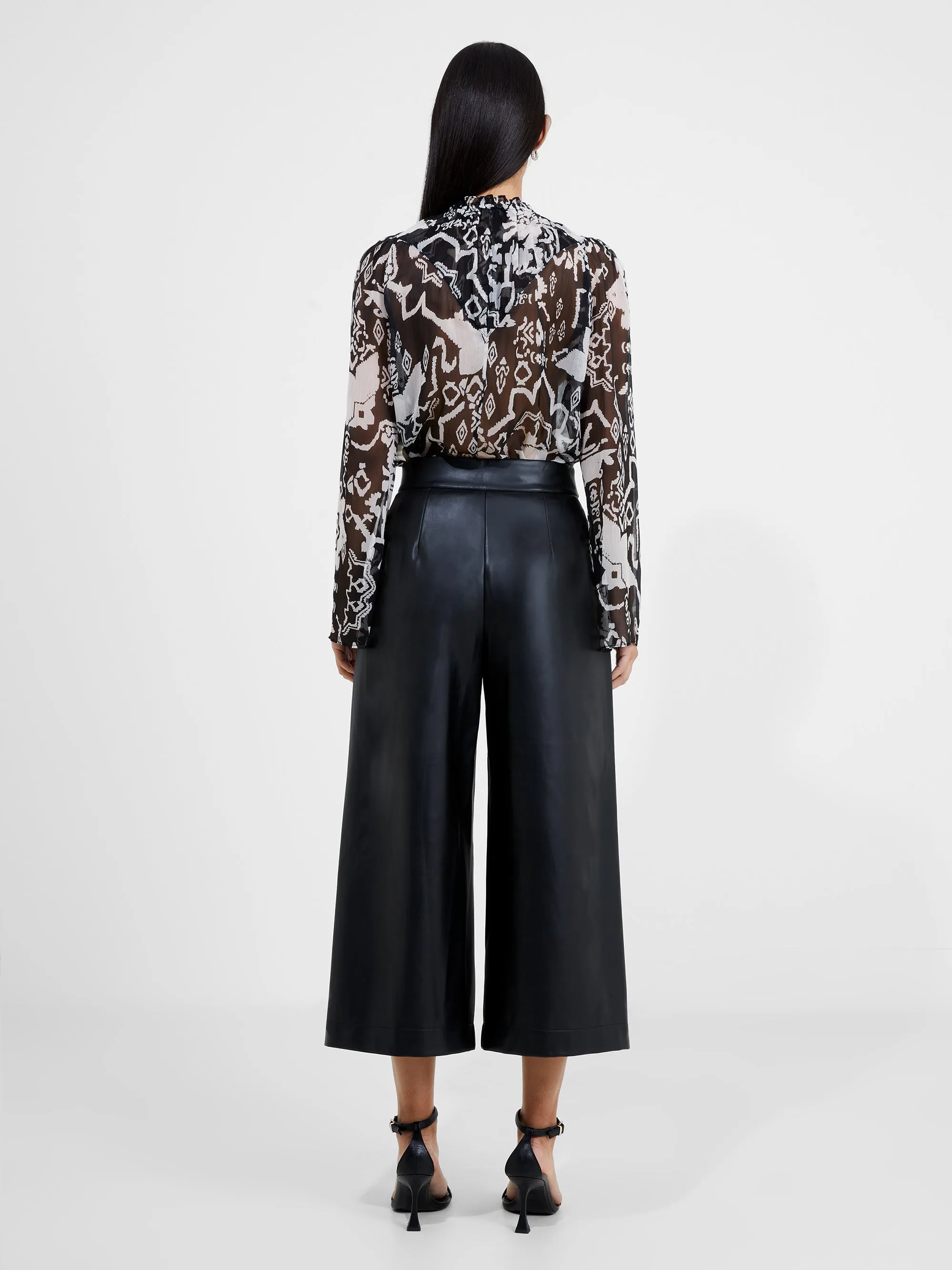 Crolenda PU Cropped Trousers