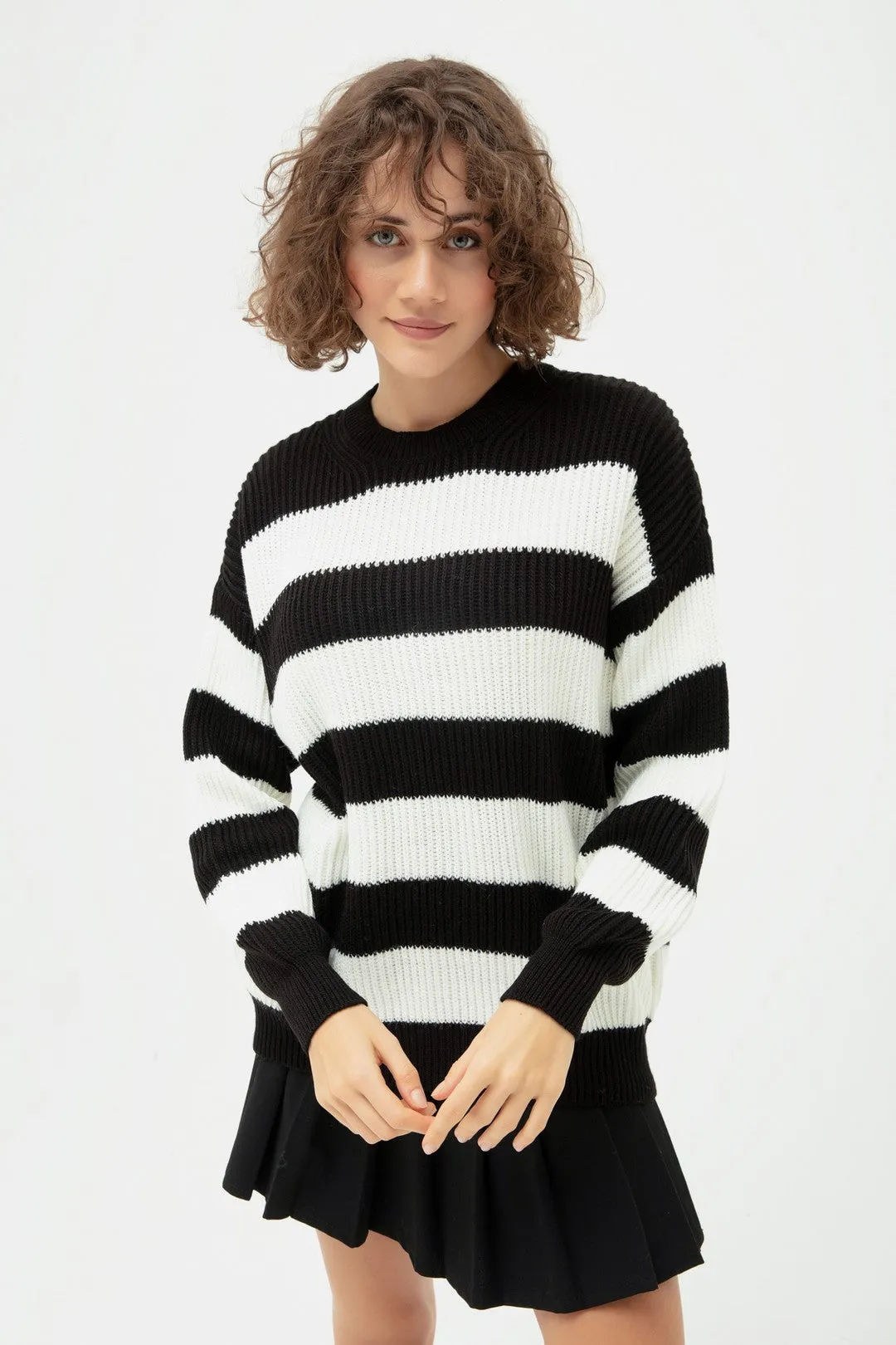 Female Bike Neckline Triko Sweater