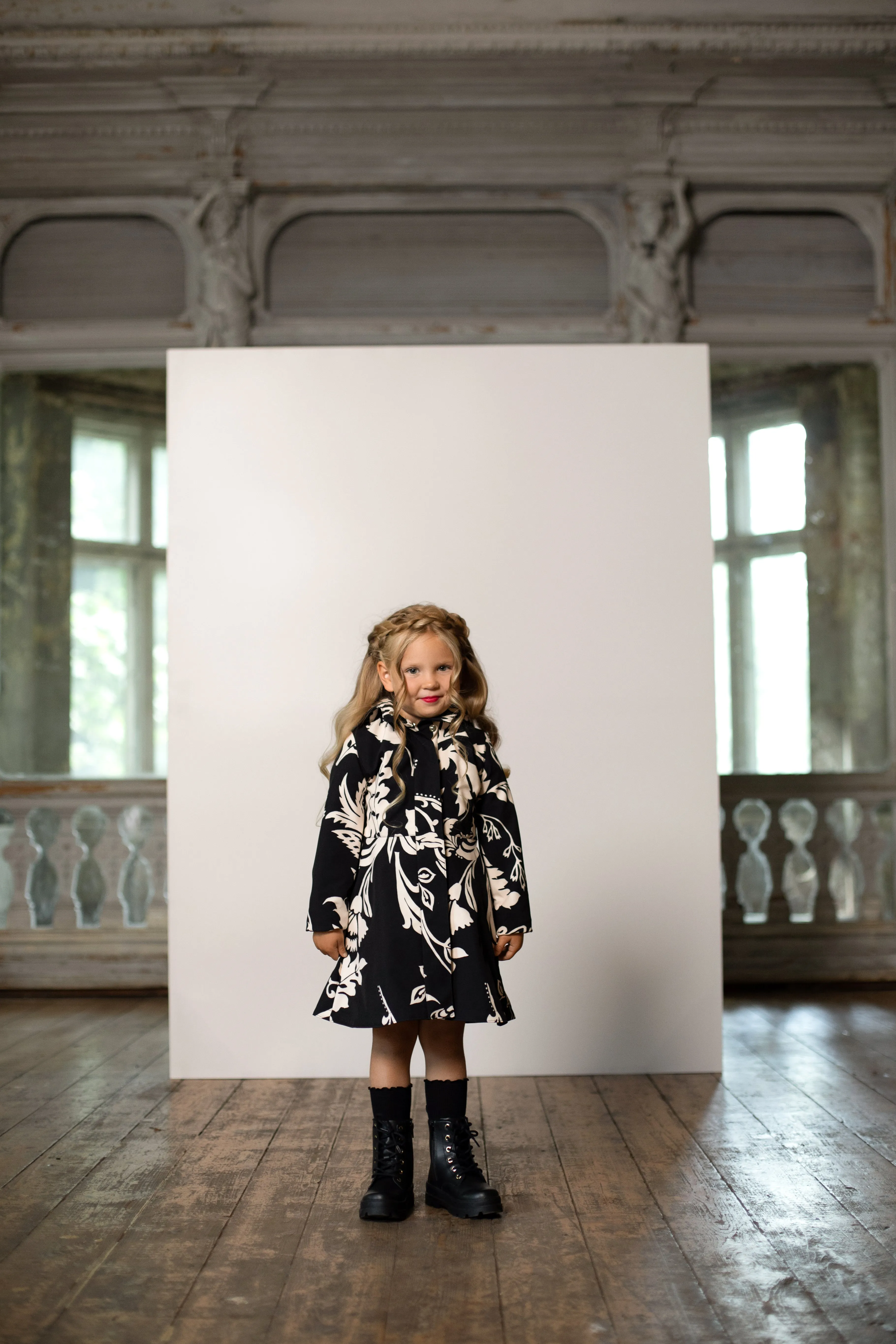 Fitted and Flared Coat for Girls in Black and White | "Blooming Night"