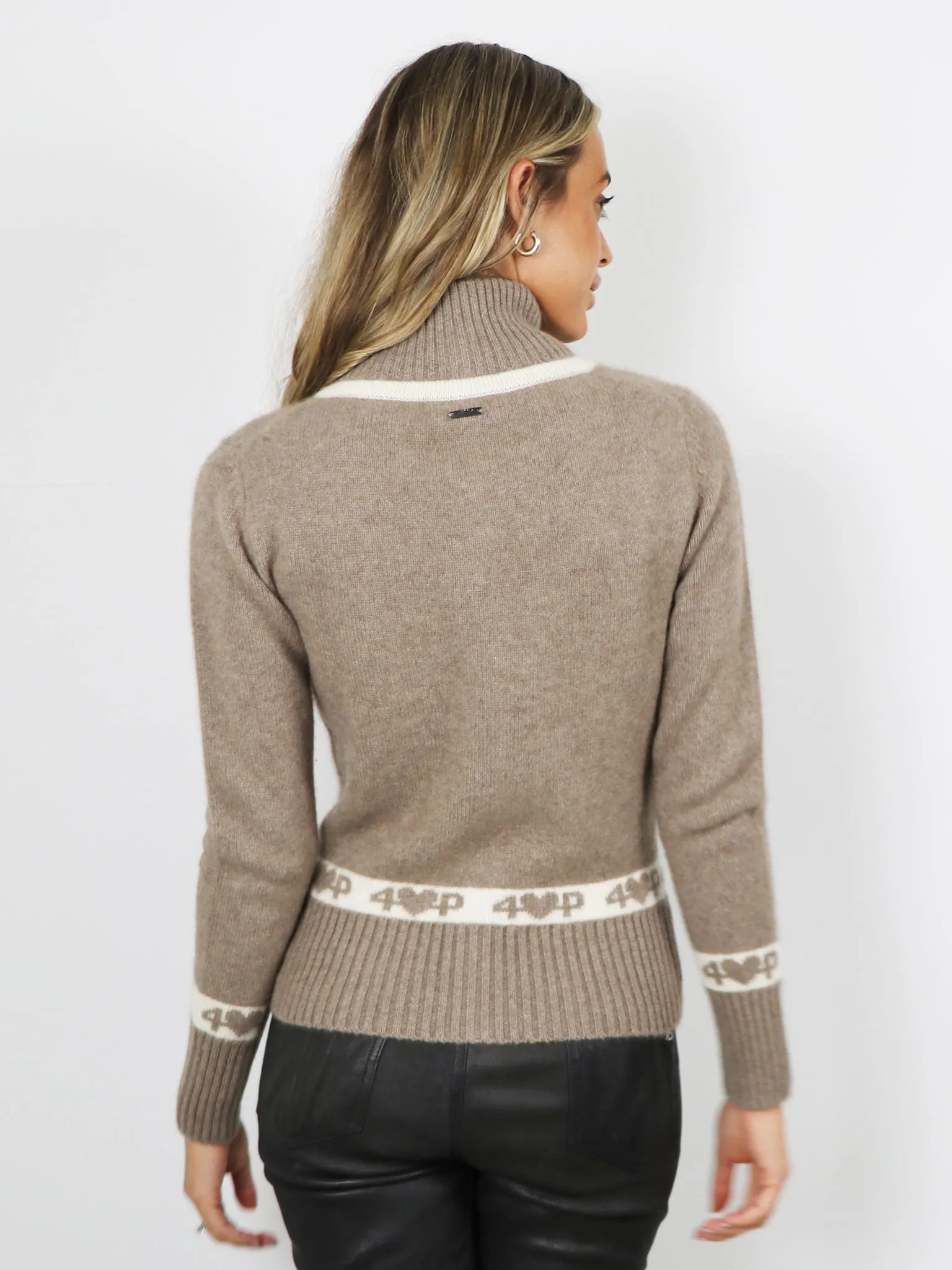 JUDY ZIP-UP SWEATER