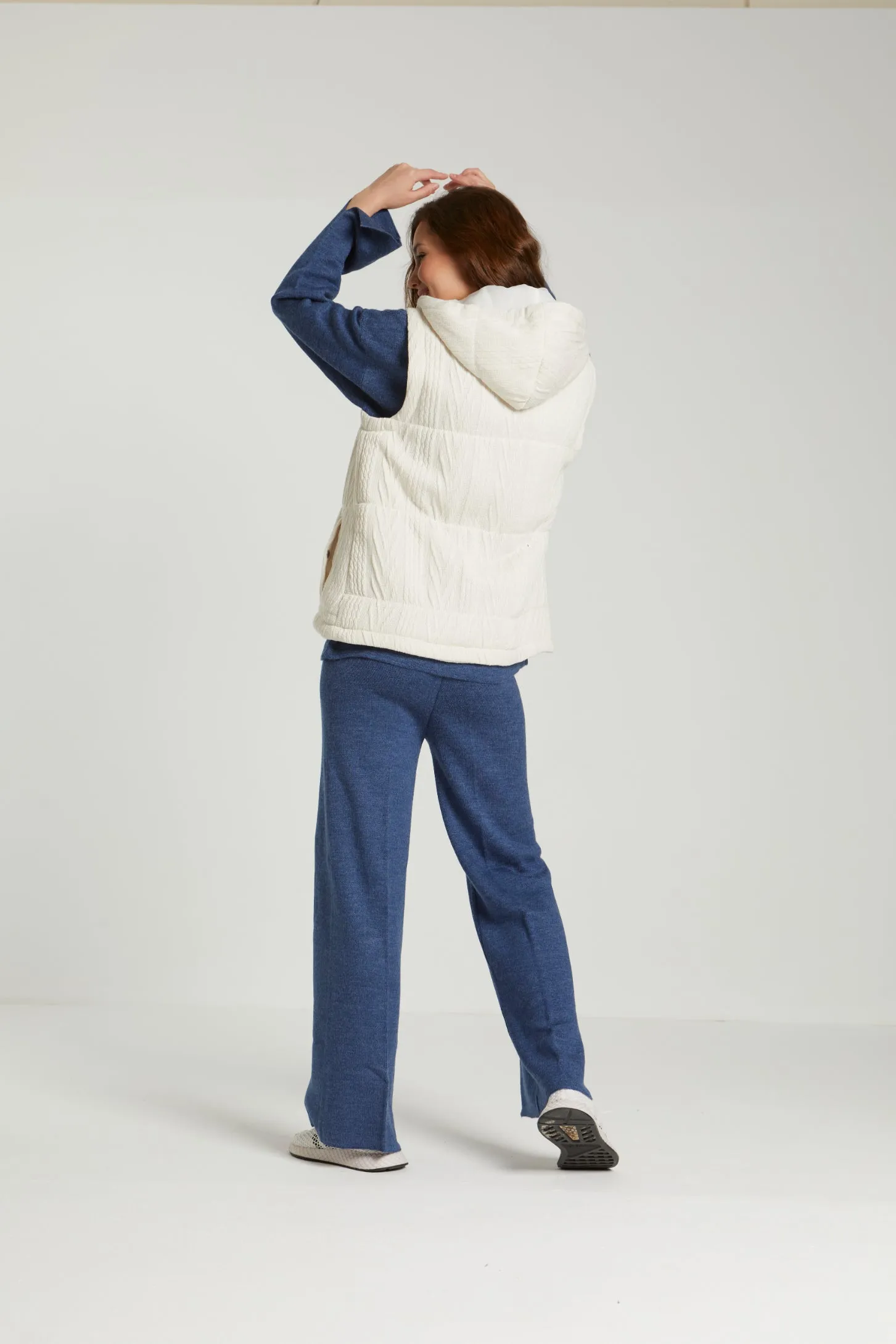 KNIT PUFFER VEST - IVORY