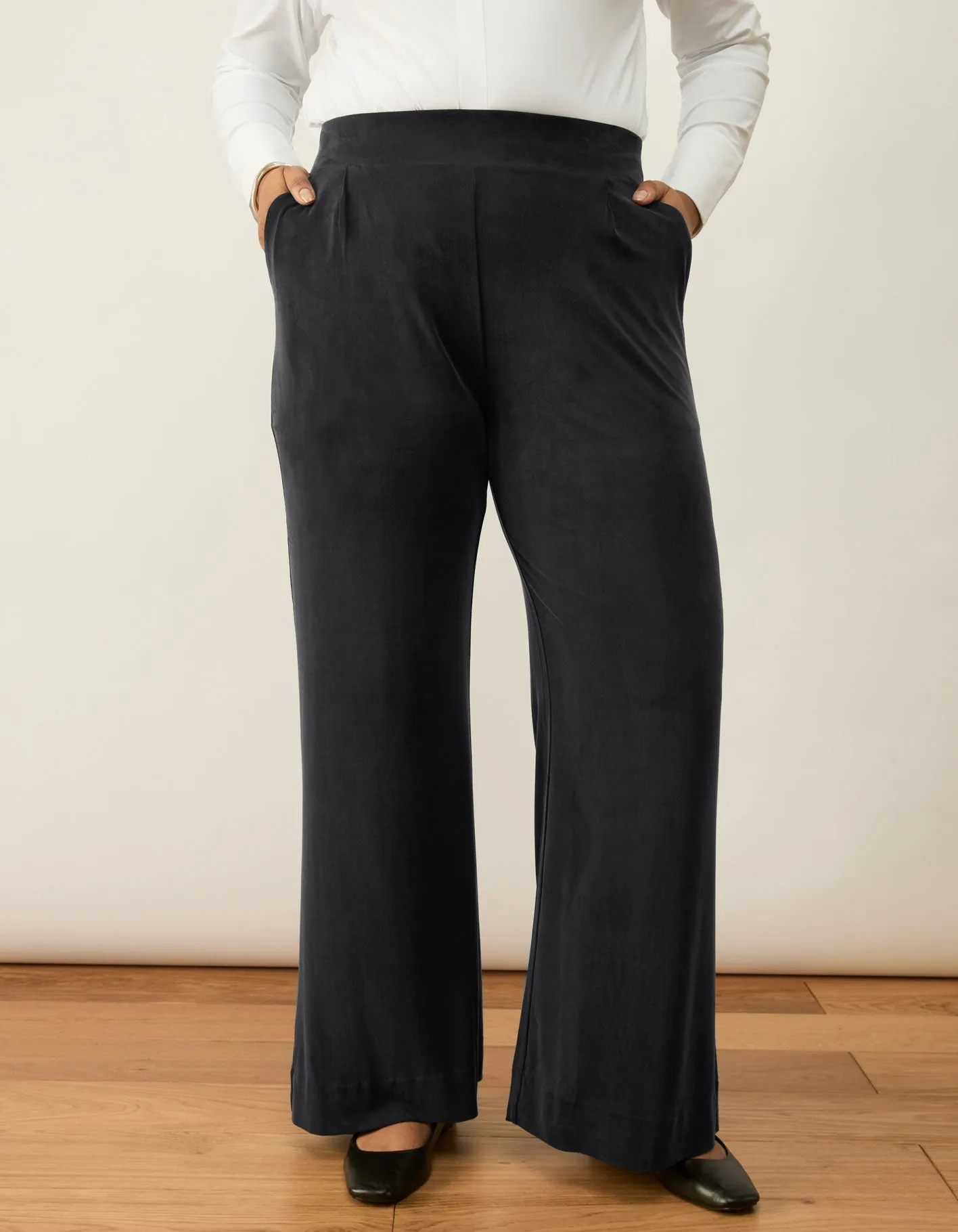 Laid Back Pleated Trousers