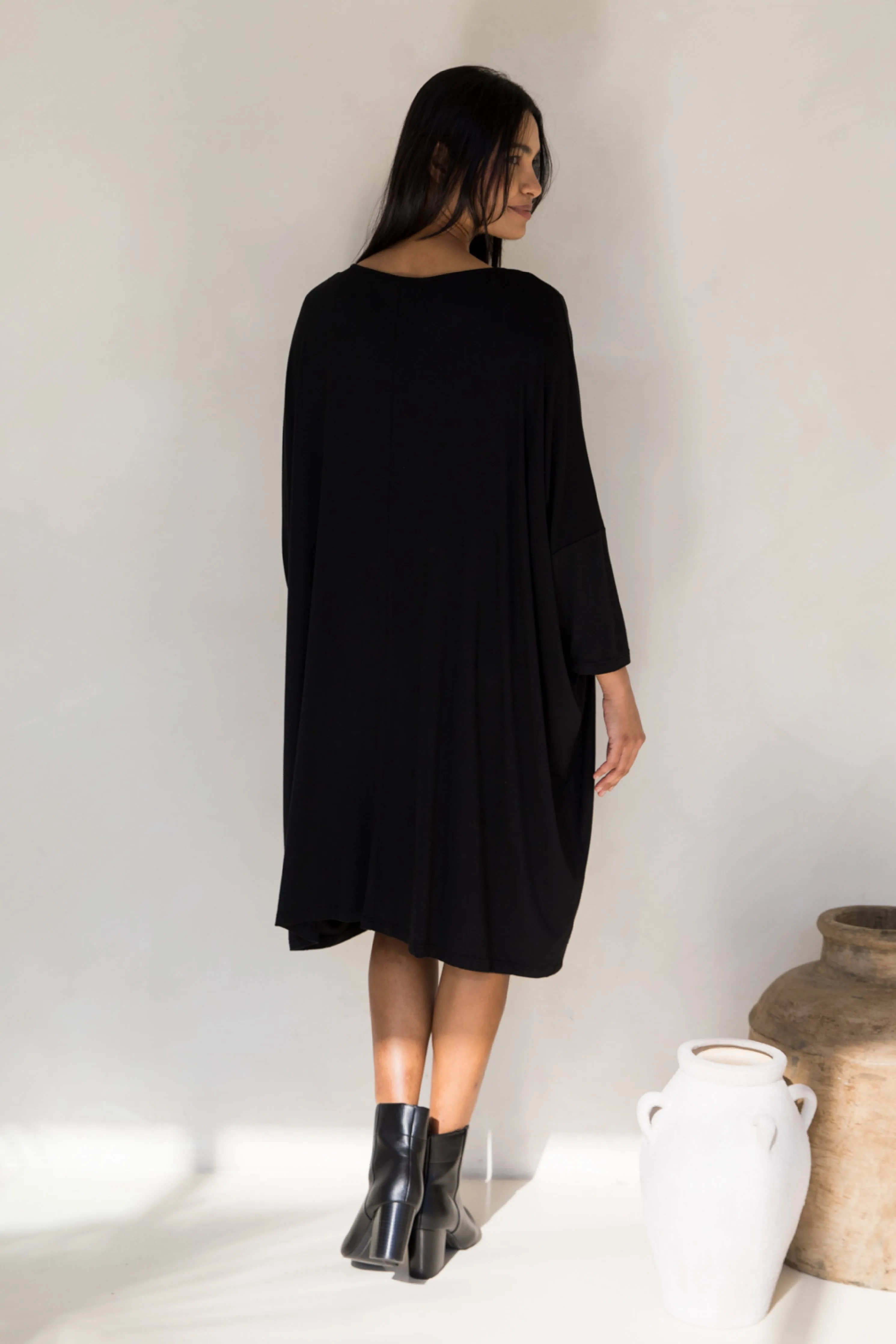 Long Sleeve Nice Dress in Black