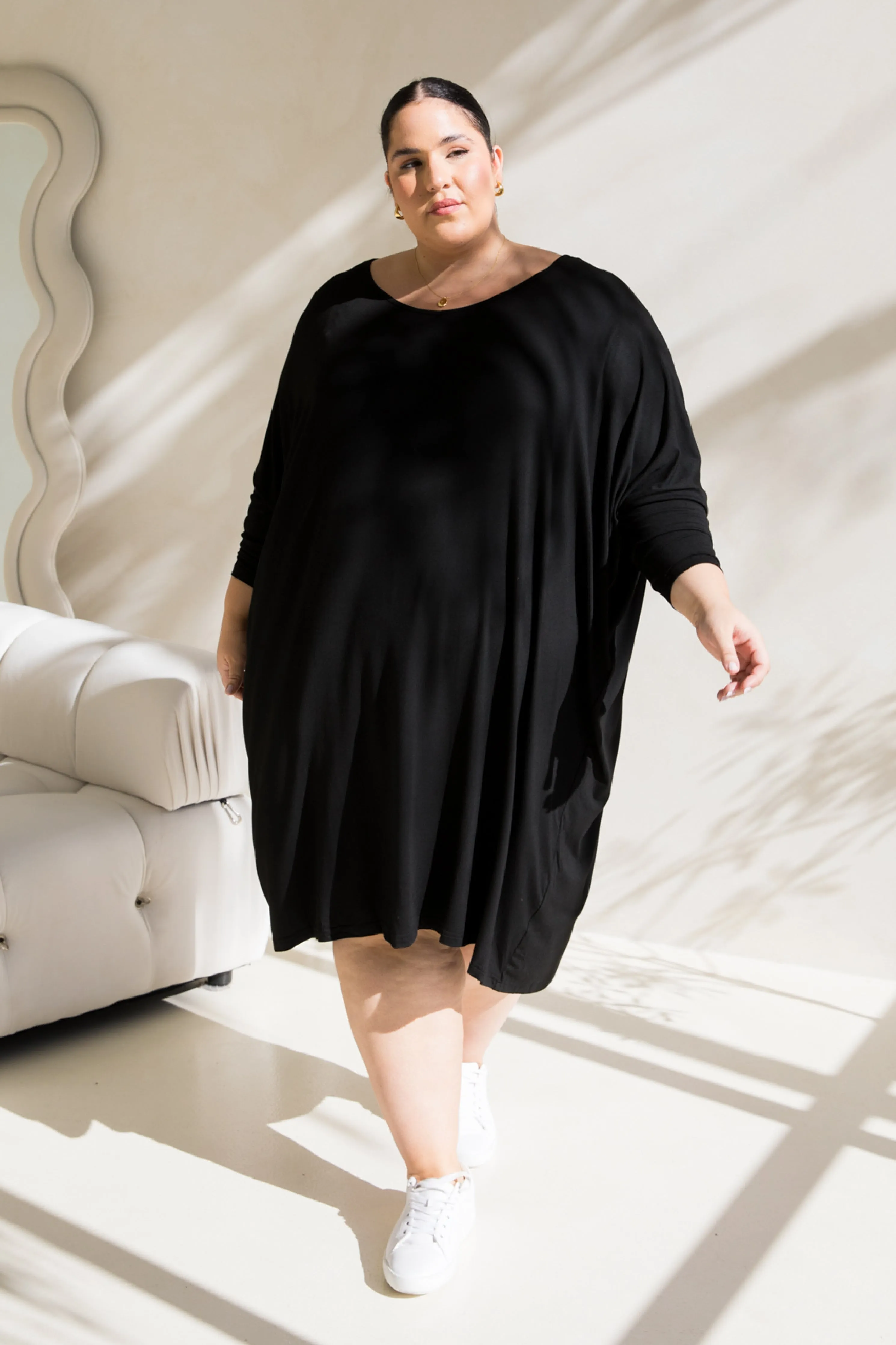 Long Sleeve Nice Dress in Black