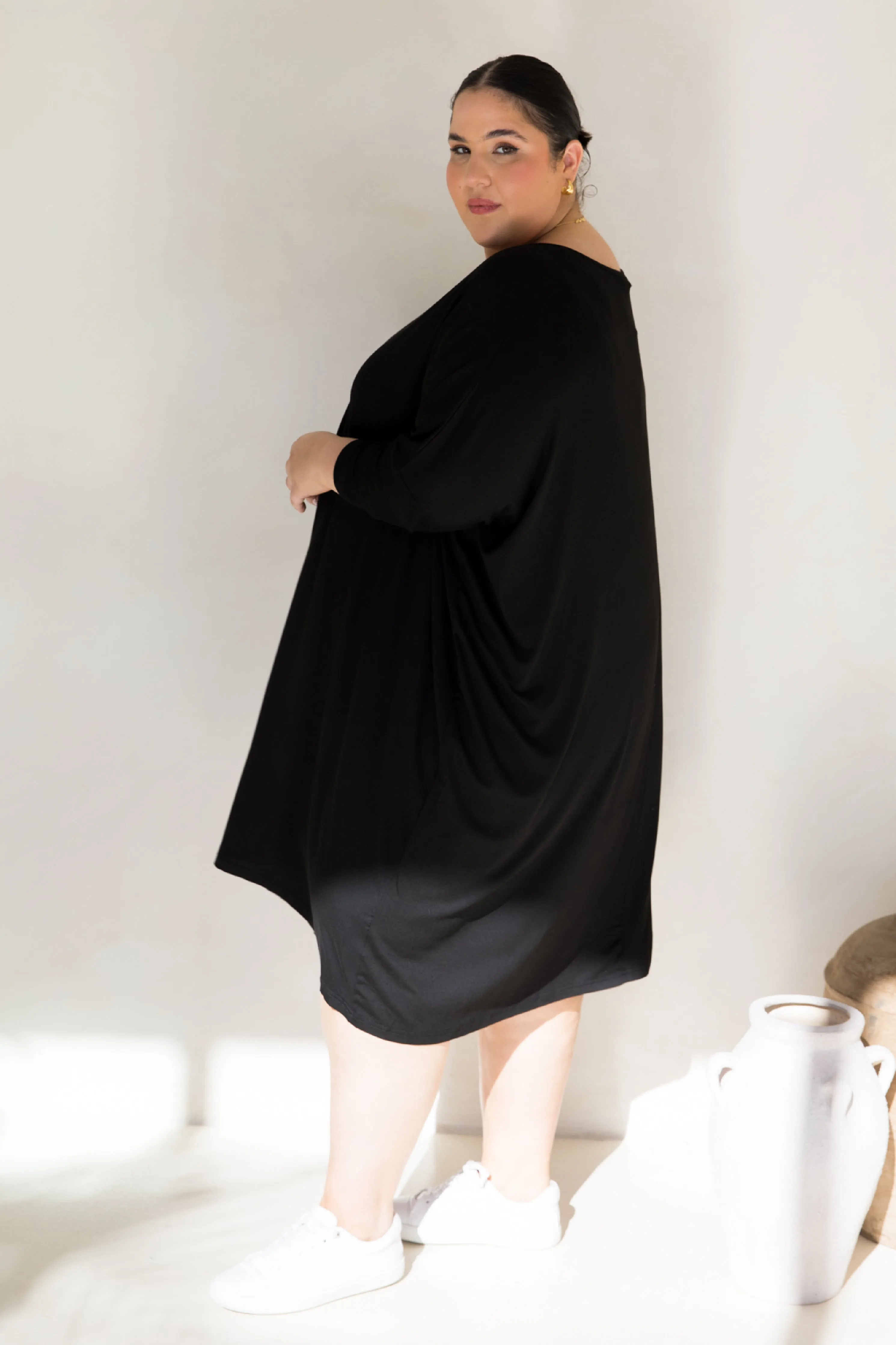 Long Sleeve Nice Dress in Black