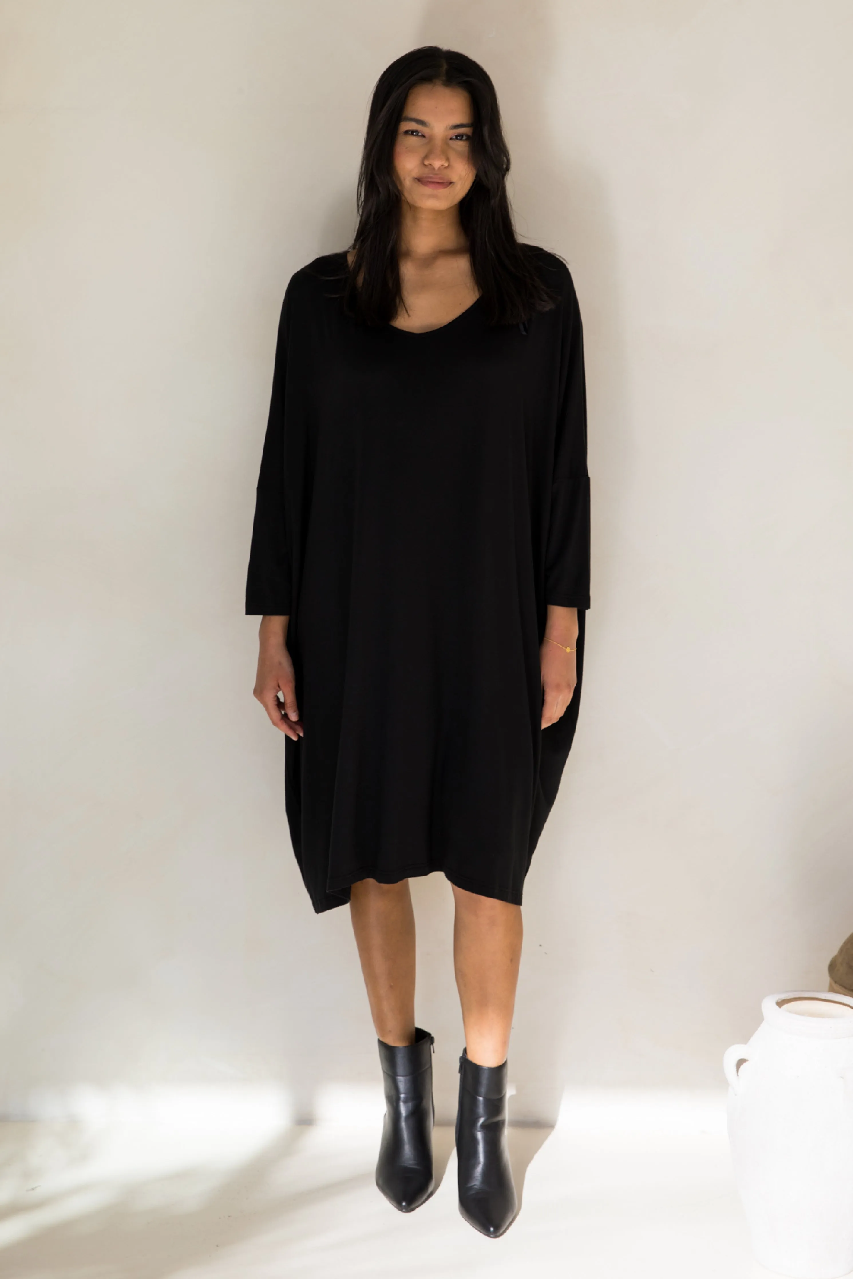 Long Sleeve Nice Dress in Black