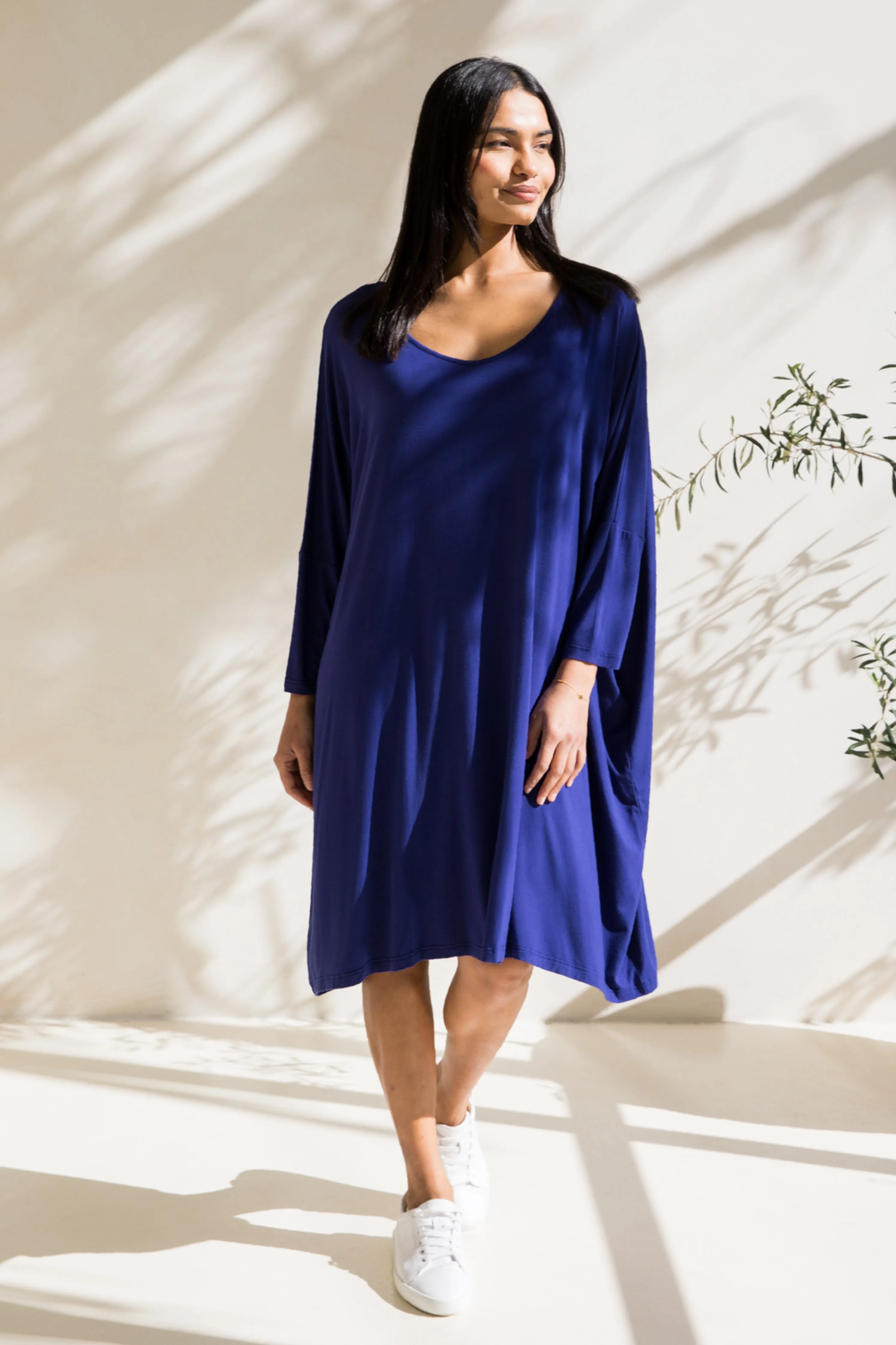 Long Sleeve Nice Dress in Dark Blue