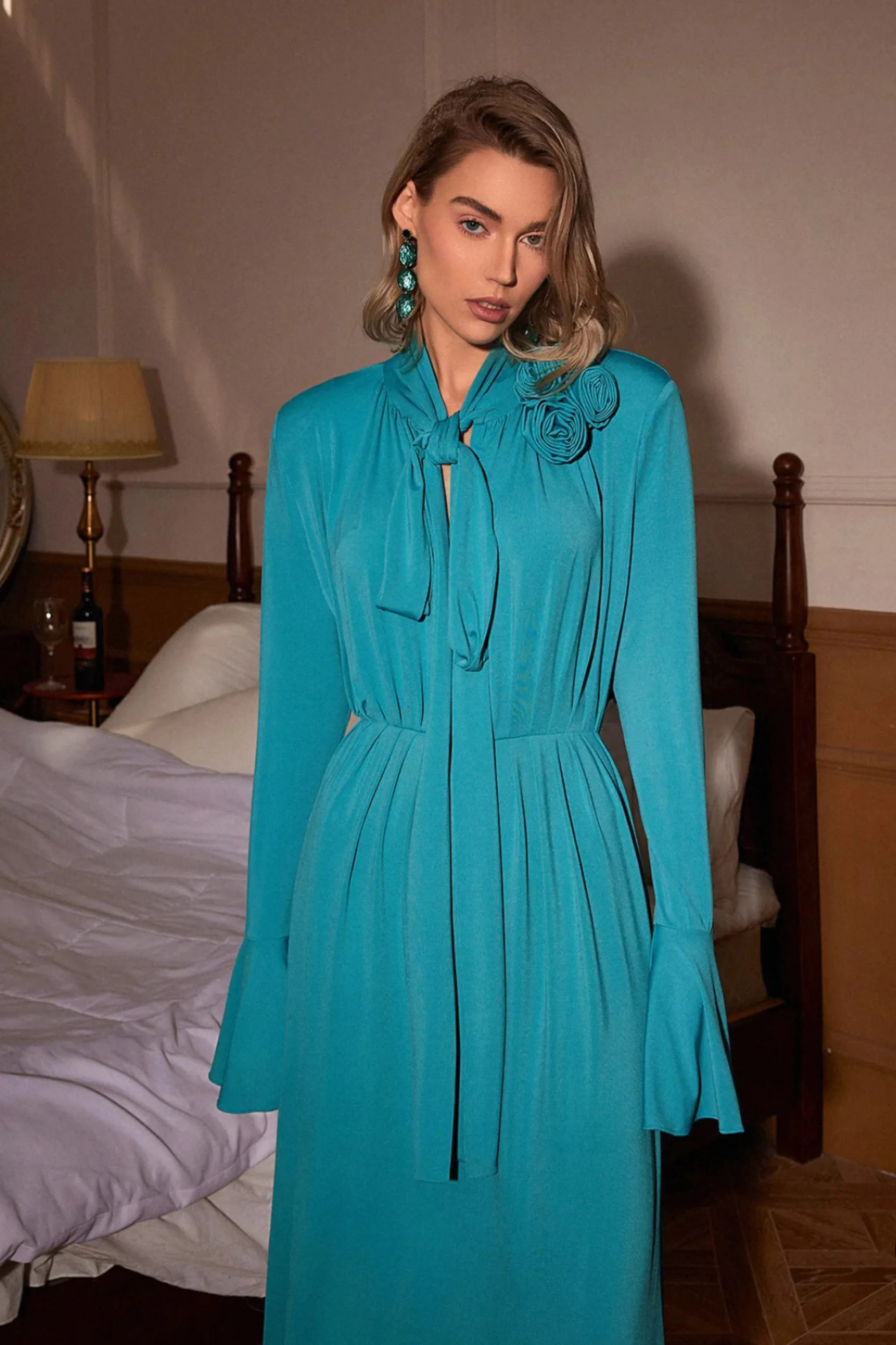 SIREN LONG SLEEVE FLOWER MAXI BLUE DRESS