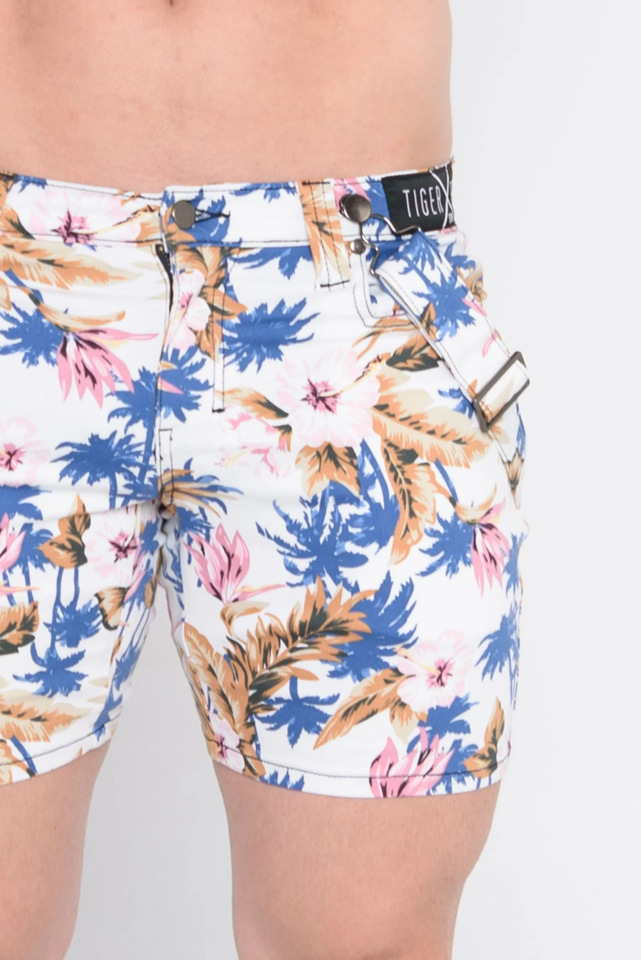 Taj White Hawaiian Short